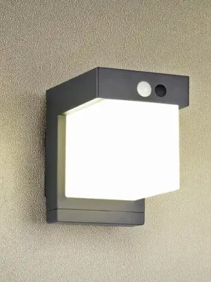 Solární nástěnné světlo Colombo, matná černá, výška 14 cm, senzor Oblíbený