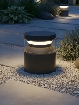 Cenový Hit Ideal Lux LED podlahová lampa Boeing, černá, výška 15 cm