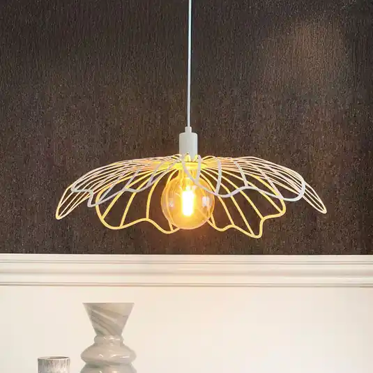 Originální Dyberg Larsen závěsné světlo BLUMEN, perlově bílé, Ø 60 cm, kov