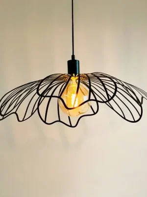 Originální Závěsné světlo Dyberg Larsen BLUMEN, matná černá, Ø 60 cm