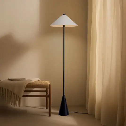 Lindby stojací lampa Norvik, výška 150 cm, černá/šedá, kov Ověřený