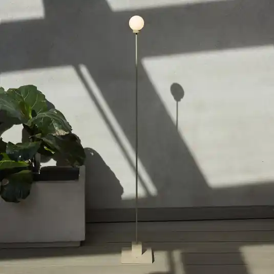 Víkendová Akce Northern LED stojací lampa Snowball, šedobéžová, 2 700 K