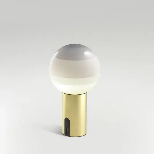 Levný MARSET Akumulátorová stolní lampa Dipping Light, stmívatelné bílá/mosazná
