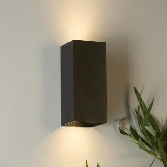 Horká Nabídka Nástěnné světlo London Square, černá, výška 15 cm, kov, 2 žárovky.