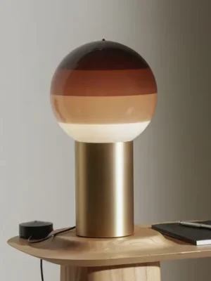 Must-Have Stolní lampa MARSET Dipping Light, výška 22 cm, hnědá/mosazná