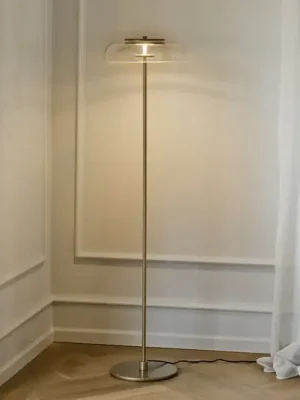 Nuura LED stojací lampa Blossi, výška 120 cm, zlatá/čirá Oblíbený