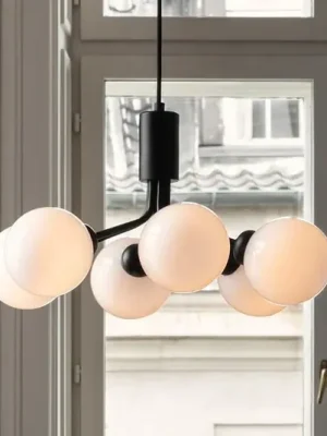 Nízká Cena Závěsné světlo Nuura Apiales 6, Ø 50 cm, černá/opálová