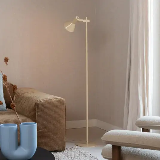 It‘s about RoMi stojací lampa Stavanger, béžová, výška 146 cm Aktuální