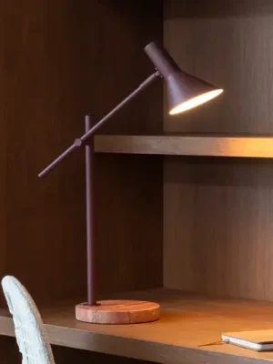 Jen Po Omezenou Doba It‘s about RoMi stolní lampa Izmir, tmavě červená, výška 59 cm