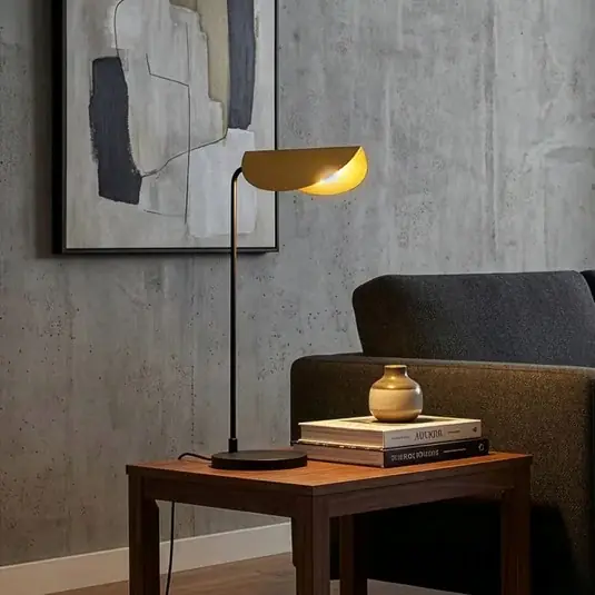 Stolní lampa Corner, černá/zlatá, výška 57 cm, E14 Nejlepší Volba