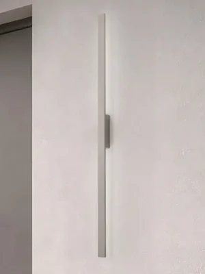 LED nástěnné světlo Demi L, pískové, hliník, výška 144 cm, IP54 Nejprodávanější