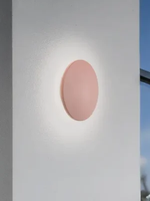 Nejprodávanější LED nástěnné světlo Aria M, cihlově červené, hliník, Ø 18 cm