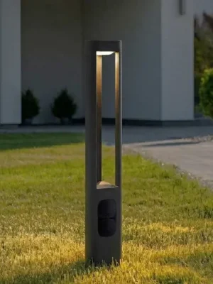 Super Cena Lucande LED osvětlení cesty Pirron, výška 80 cm, zásuvka, IP54