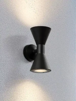 Vrácení Zdarma Lucande Venkovní nástěnné svítidlo Xalor, černé, IP65, kov, GU10