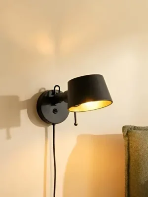Sleva Lucande nástěnné světlo Silka, 14 cm, černé, flexibilní, zástrčka