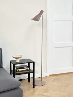 Dyberg Larsen Stojací lampa DL12, béžová/mosaz, 139 cm, kov Ověřený