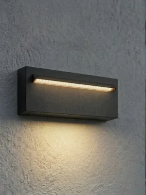 Venkovní nástěnné svítidlo Lucande Joril, 25 cm, černé, IP65 Nejprodávanější