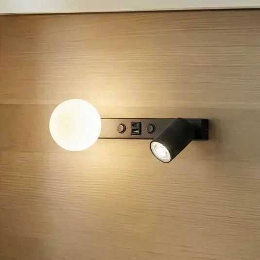 Akce Nástěnné světlo Vox, černé, sklo, šířka 35 cm, USB