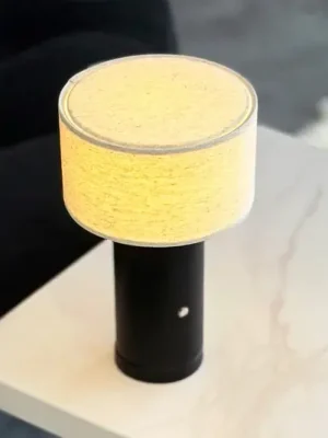 Dyberg Larsen LED stolní lampa na baterie Mellow, černá, 23 cm Hit Sezóny