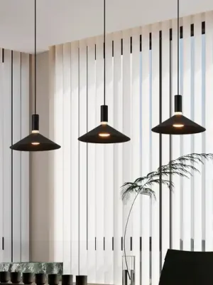 Nová Kolekce Chytré závěsné světlo Conomavilla-Z, černé 92 cm, 3 žárovky, CCT RGB
