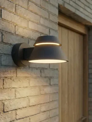 Venkovní nástěnné LED svítidlo Lucande Moena, černé, kovové, IP44 Novinka