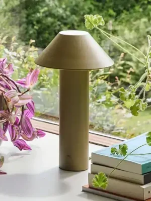 Super Cena LED stolní lampa Tower, tmavě zelená, výška 32 cm, kov