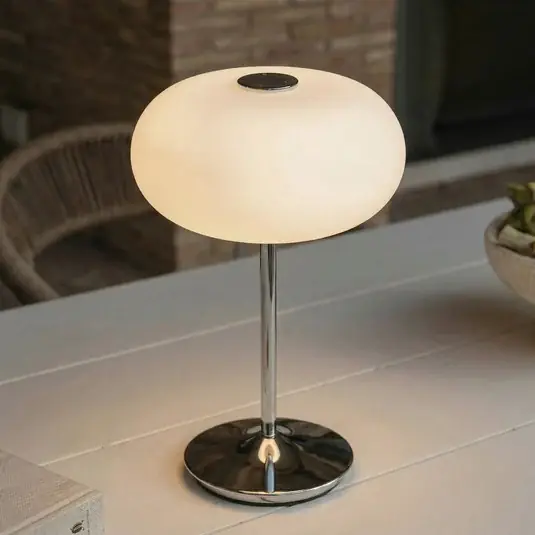 Pouze Dnes LED stolní lampa Lucande Anoria na akumulátor, chrom/bílá, sklo, IP44, USB