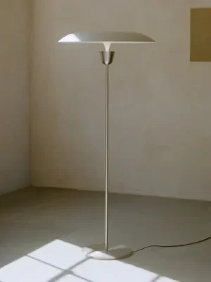 NEW WORKS LED stojací lampa Kantarell, niklová, stmívatelná, 127 cm Nízká Cena