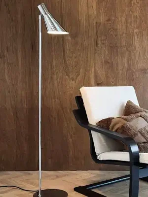 Super Cena Dyberg Larsen Stojací lampa DL12, chrom, výška 139 cm, kov