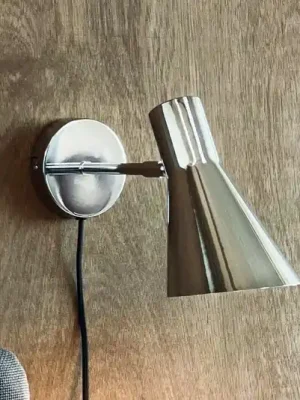 Ověřený Dyberg Larsen Nástěnné světlo DL12, chrom, kabel, E27, kov