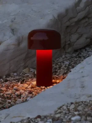 LED stolní lampa Flos Bellhop s LED diodami a dobíjecím akumulátorem, červená, Cenově Výhodný