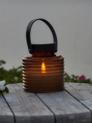 Bezpečná Platba Solární lampa Aston Jar, výška 16 cm, jantarová/hnědá, IP44