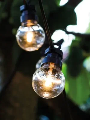 LED světelná řetězová girlanda Lucas Start-Set čirá, 10 žárovek, solární/s Dokud Zásoby Vydrží