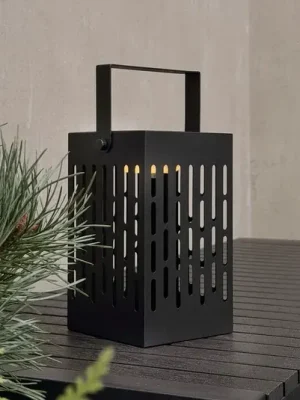 Sleva Solární LED lucerna Dyberg Larsen Luma, černá, 20 cm, IP44