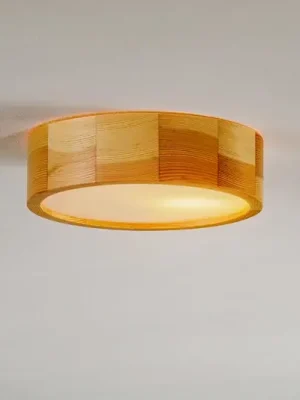 Značkový Envostar Kerio stropní světlo, Ø 27 cm, borovice přírodní