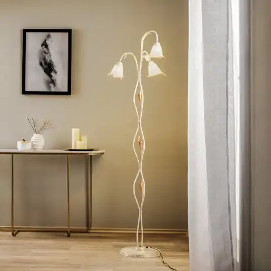 Cenově Výhodný Stojací lampa Lucrezia v barvě slonové kosti s květinovým stínidlem