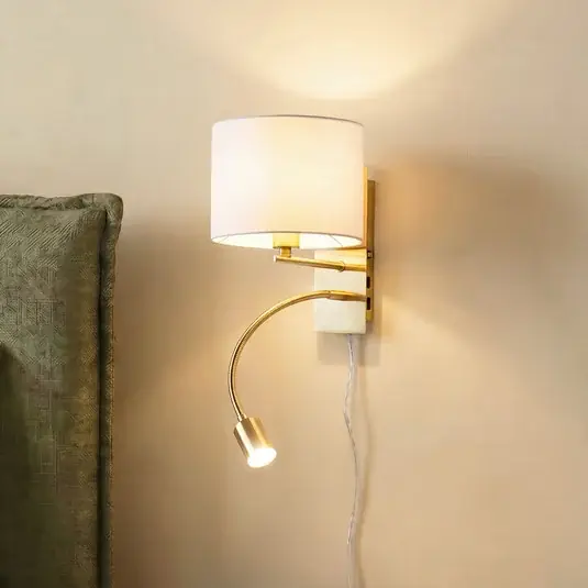 Nová Kolekce Nástěnné svítidlo Lindby Florens, mosaz, LED lampa na čtení, 23,5 cm