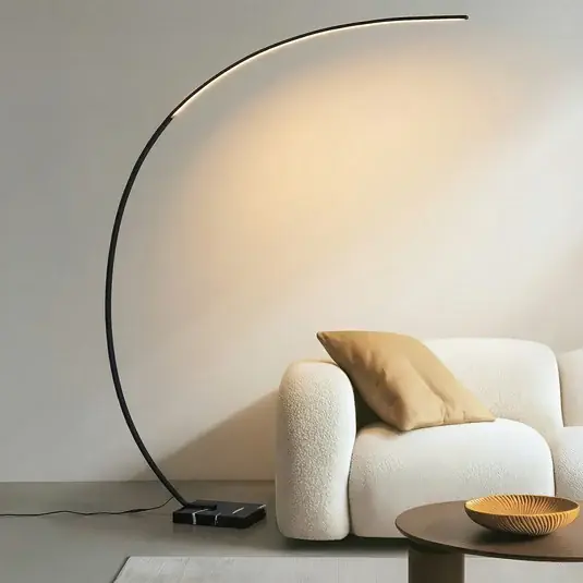 Vrácení Zdarma Oblouková stojací lampa Lindby LED Kendra, černá, hliník, výška 180 cm