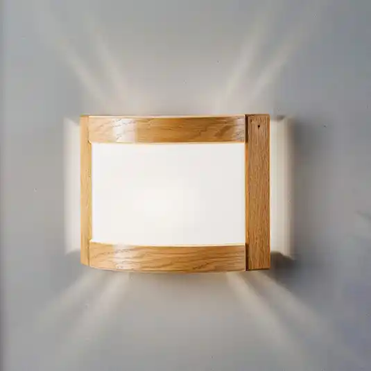 Dřevěné nástěnné svítidlo Zanna, výška 22 cm, světlý dub Vysoce Kvalitní