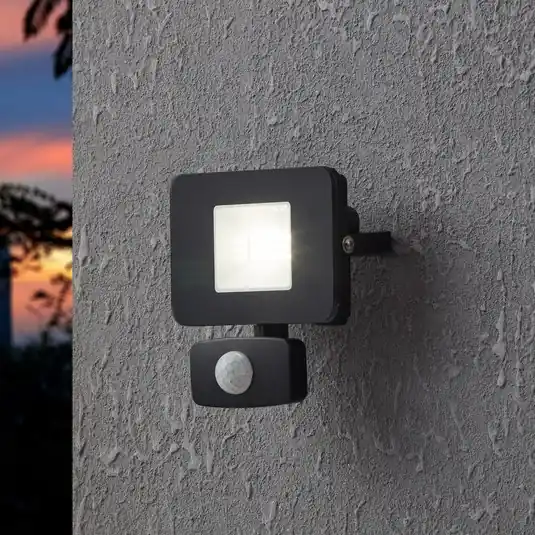 Speciální Cena Faedo 3 LED venkovní reflektor, senzor, černá, 10W