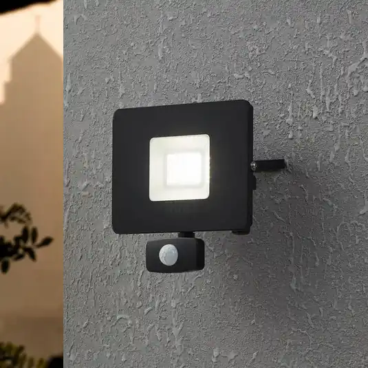 Faedo 3 LED venkovní reflektor, senzor, černá, 30W Novinka