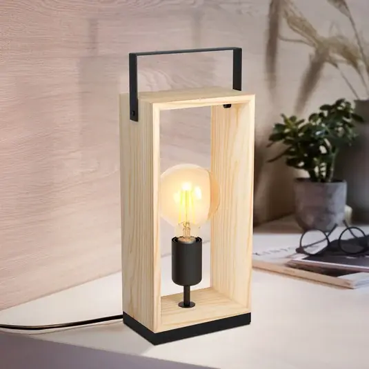 Sezónní Sleva Stolní lampa Famborough se světlým dřevěným rámem