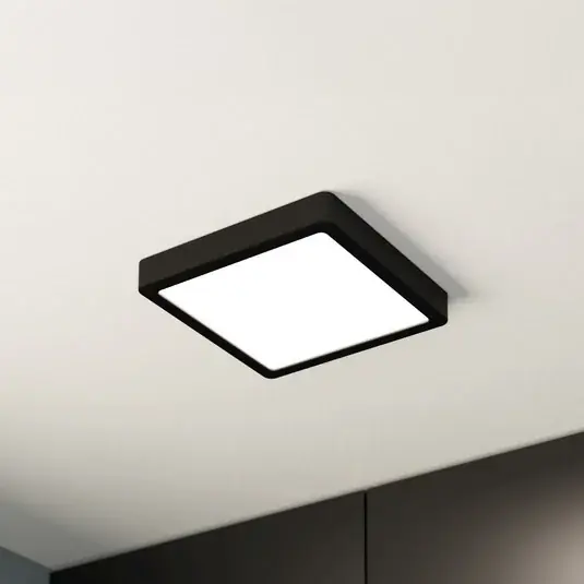 Stropní svítidlo LED Fueva 5, IP20 černé 21x21cm Oblíbený