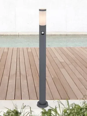 Novinka Bostonské cestní světlo, výška 110 cm, se senzorem