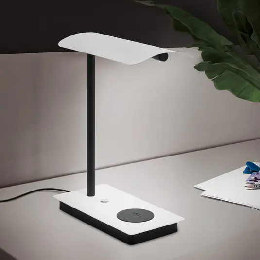 Aktuální LED stolní lampa Arenaza, stmívatelná, QI, bílá