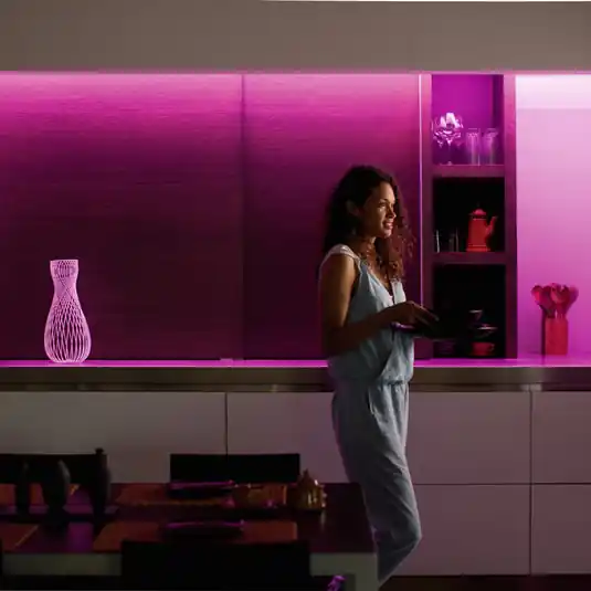 Hit Sezóny Philips Hue LightStrip Plus 1m prodloužení