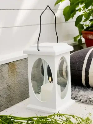 Must-Have Flamme dekorativní svítidlo ve tvaru lucerny, bílé