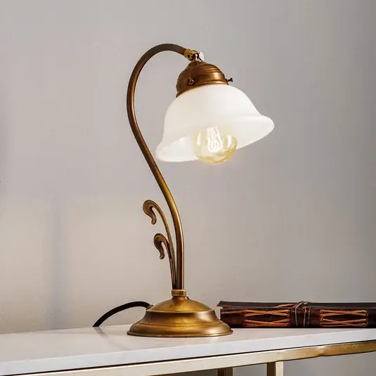 Must-Have Zaoblená stolní lampa Hannelore