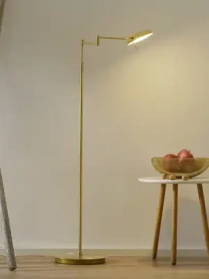 LED stojací lampa Graz, mosaz Sezónní Sleva