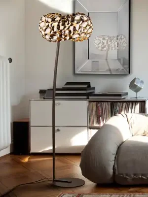 Autentický Stojací lampa LED Narisa, růžově zlatá/hnědá